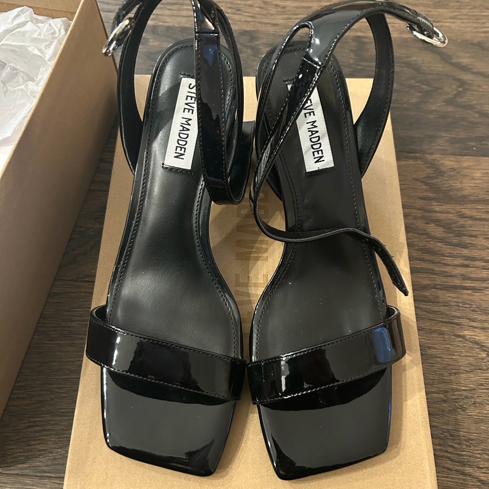 Steve Madden Block Heel Sandal